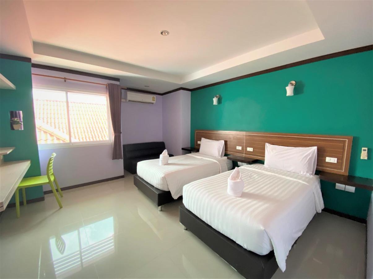 Thungtawan Hotel 나콘시탐마랏 외부 사진