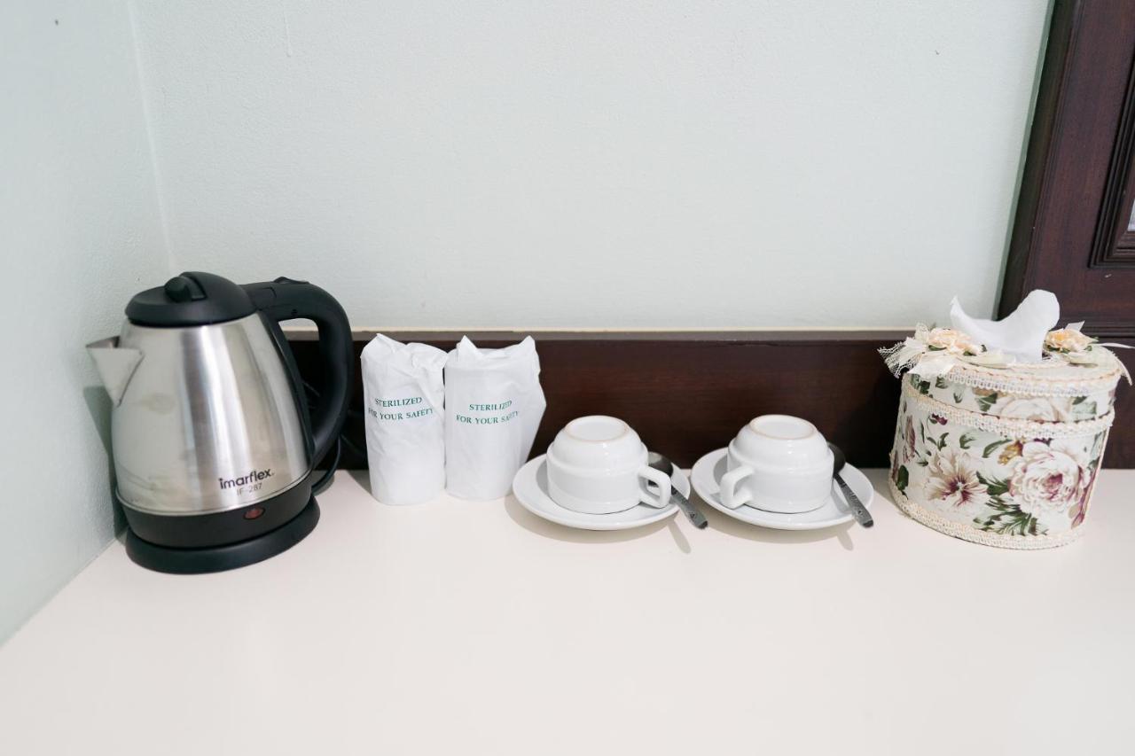 Thungtawan Hotel 나콘시탐마랏 외부 사진